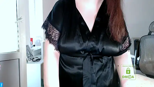 Snapshot of cute_and_hot chatting on June 2026 03:12:01 PM cute and hot online show from June 2026 03:12:01 PM