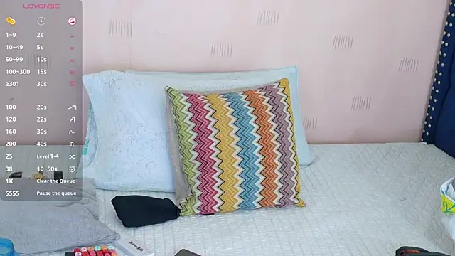 hotlatinateacher online show from September 2025 06:55:01 PM