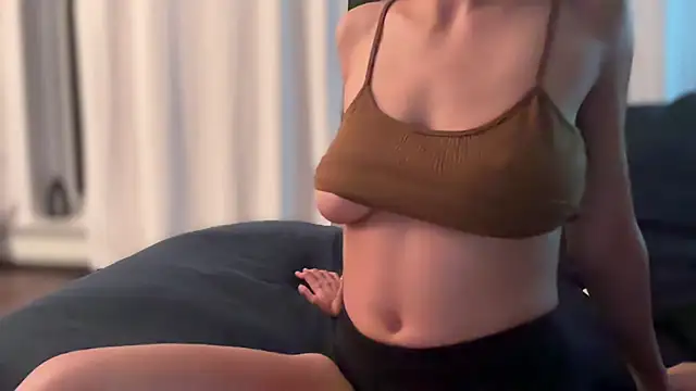 senioritaZol online show from October 2025 06:01:01 AM