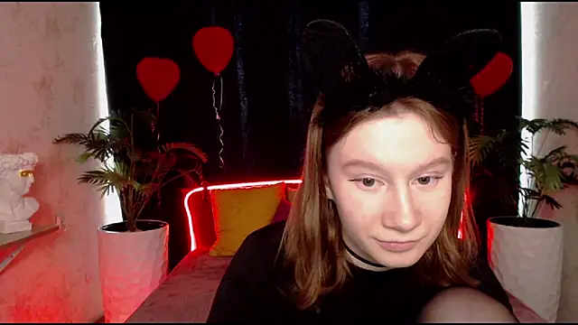 EnigmaSee online show from March 2025 04:45:02 AM