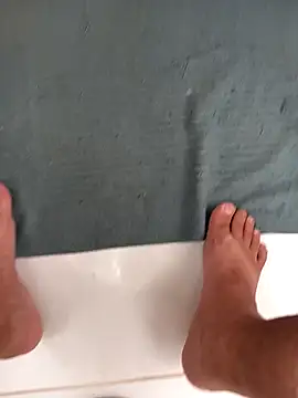 Snapshot of lobomisterioso13 chatting on December 2024 10:51:02 AM lobomisterioso13 online show from December 2024 10:51:02 AM