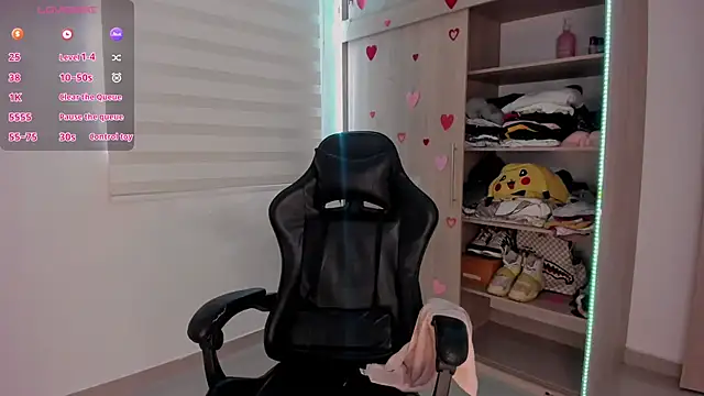 aldrinwhite online show from February 2025 03:14:01 PM