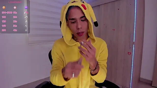 aldrinwhite online show from March 2025 03:29:02 PM