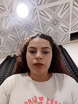 Mommy-Hot online show from September 2025 02:00:02 AM