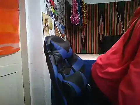 Cora Maro online show from November 2025 10:36:01 PM