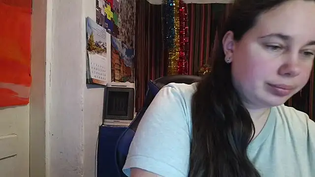 Cora Maro online show from February 2026 01:15:01 PM