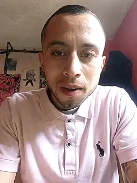 Snapshot of Mich_Stev9524 chatting on November 2025 05:57:01 PM Mich Stev9524 online show from November 2025 05:57:01 PM