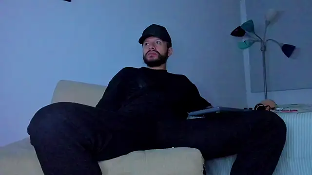 ToonyDee online show from March 2025 04:35:01 AM