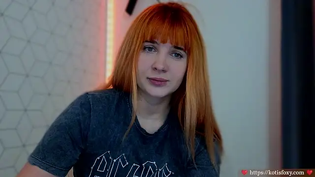 Snapshot of Kotis_Foxy chatting on May 2026 11:02:02 PM Kotis Foxy online show from May 2026 11:02:02 PM