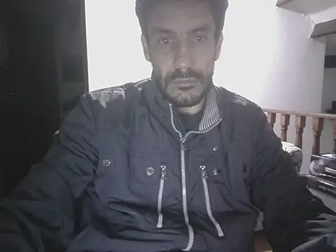 Snapshot of elkike1980 chatting on May 2026 03:14:02 AM elkike1980 online show from May 2026 03:14:02 AM