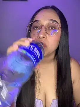 Snapshot of cata_megan chatting on February 2025 09:08:02 PM cata megan online show from February 2025 09:08:02 PM