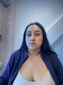 Snapshot of cata_megan chatting on February 2025 06:23:02 PM cata megan online show from February 2025 06:23:02 PM