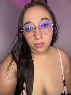 Snapshot of cata_megan chatting on March 2025 02:32:02 PM cata megan online show from March 2025 02:32:02 PM