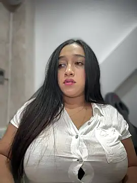 Snapshot of cata_megan chatting on March 2025 12:18:01 AM cata megan online show from March 2025 12:18:01 AM