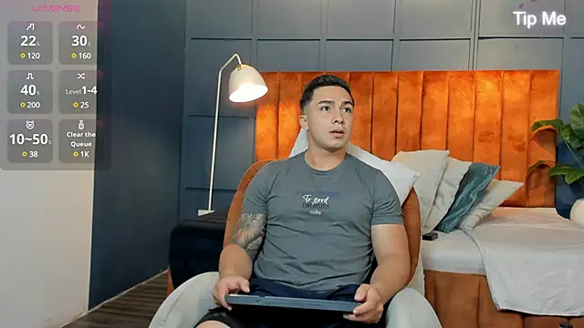 Ryan Hunt online show from January 2025 12:11:02 PM