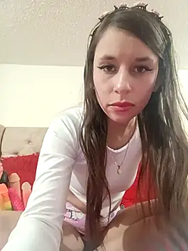 Snapshot of RubyEmerald chatting on November 2025 03:31:01 AM RubyEmerald online show from November 2025 03:31:01 AM