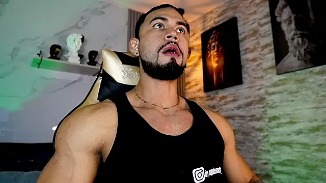 Snapshot of jaxon_colton chatting on November 2025 02:11:02 AM jaxon colton online show from November 2025 02:11:02 AM