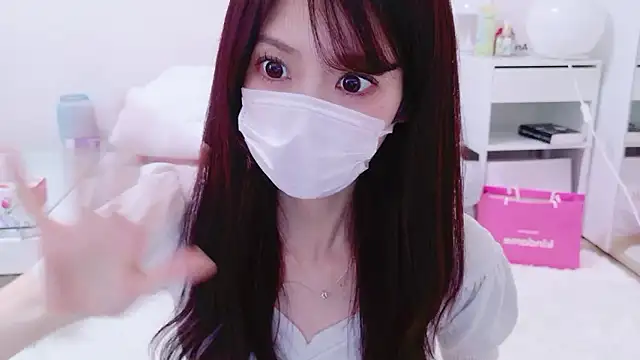 Snapshot of oxo_yuna_oxo chatting on April 2026 05:13:01 AM oxo yuna oxo online show from April 2026 05:13:01 AM