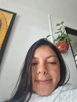 Snapshot of Daila_20_ chatting on February 2026 10:28:02 PM Daila 20 online show from February 2026 10:28:02 PM