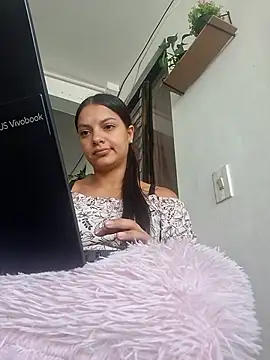 Snapshot of Daila_20_ chatting on March 2026 08:37:01 PM Daila 20 online show from March 2026 08:37:01 PM