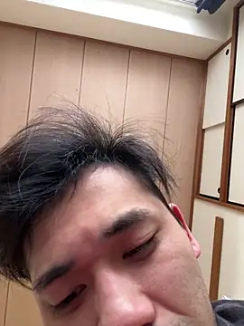 Snapshot of ryusei18570 chatting on February 2025 04:09:02 AM ryusei18570 online show from February 2025 04:09:02 AM