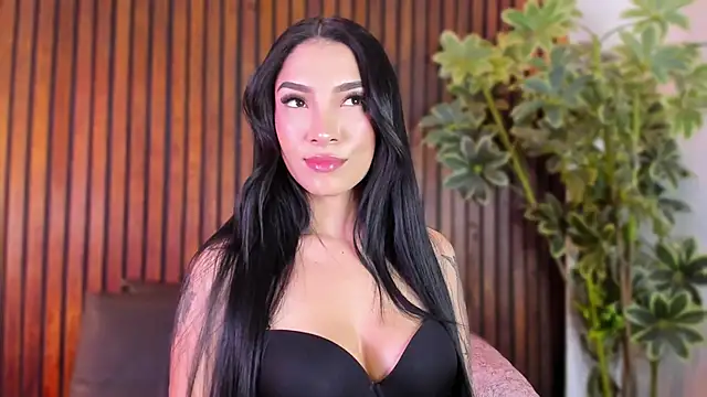 Jennmiiller  online show from November 2025 11:47:01 AM