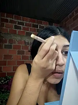 Julix A online show from December 2025 11:55:02 PM