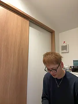 Snapshot of kensnb chatting on November 2025 09:11:01 PM kensnb online show from November 2025 09:11:01 PM