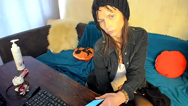 Elizabe th online show from April 2026 09:24:01 AM