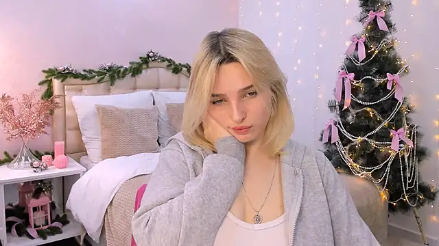 tendermeow online show from December 2024 04:25:01 PM