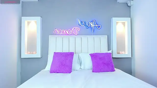 HannaPaola online show from March 2025 10:42:01 PM