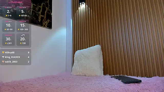 valentina lux online show from March 2025 11:11:01 PM