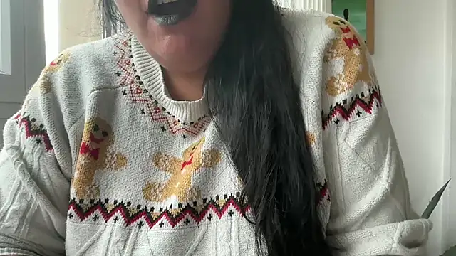 MashaCL online show from December 2025 10:46:02 AM