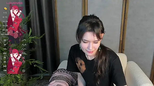 Emily Strikeee online show from February 2025 01:19:02 PM