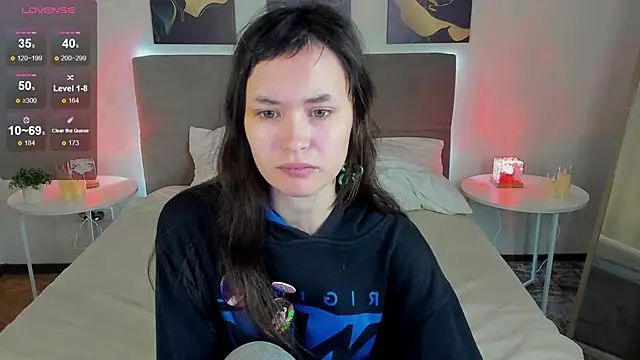 Emily Strikeee online show from September 2025 08:03:02 AM