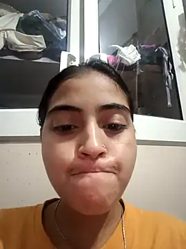 Snapshot of pikubaby chatting on September 2025 07:35:01 PM pikubaby online show from September 2025 07:35:01 PM