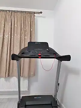 Snapshot of leeya_lee chatting on February 2025 08:04:01 PM leeya lee online show from February 2025 08:04:01 PM