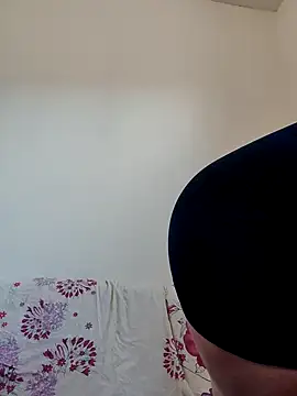 Snapshot of leeya_lee chatting on February 2025 02:06:02 PM leeya lee online show from February 2025 02:06:02 PM