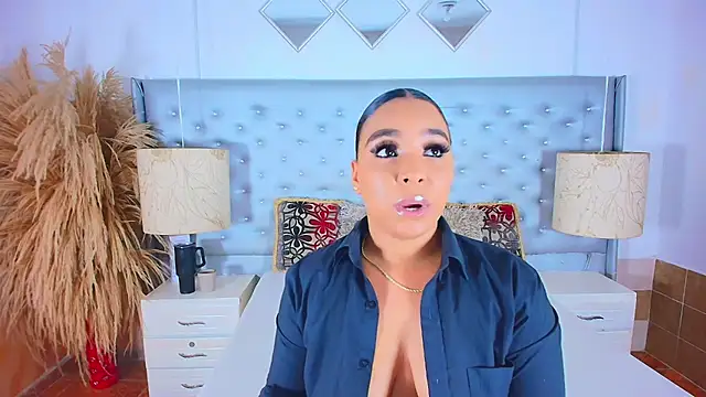 EileenBenzon online show from October 2025 03:47:02 AM