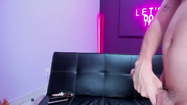 Snapshot of DIRTY_TEAM_XXX chatting on February 2025 08:07:02 AM DIRTY TEAM XXX online show from February 2025 08:07:02 AM