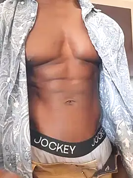 Snapshot of MIGHTY_MAGNUM chatting on January 2025 04:00:02 PM MIGHTY MAGNUM online show from January 2025 04:00:02 PM