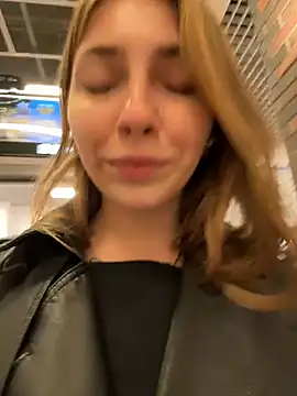 Sunny   Bunny online show from October 2025 12:09:01 PM