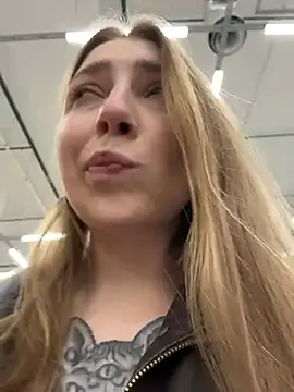 Sunny   Bunny online show from April 2026 11:18:02 AM