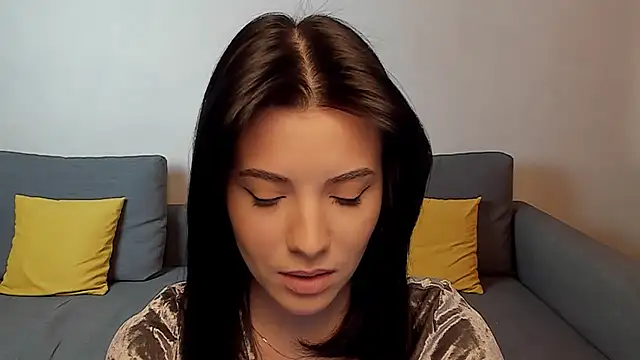 Anita Robby online show from February 2025 10:18:02 AM