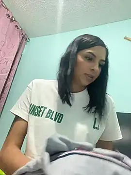 Hilary pinkk online show from December 2024 12:37:02 AM