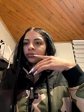 Hilary pinkk online show from October 2025 01:38:01 AM