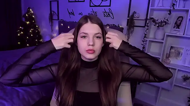 BellaSweetHeart online show from December 2024 08:39:01 PM