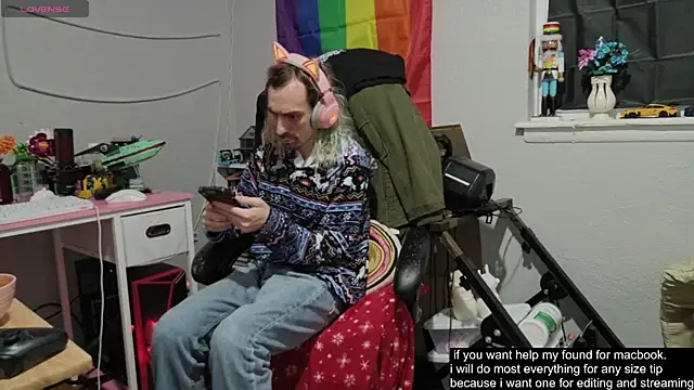 tallnerdyguy online show from October 2025 03:47:02 AM