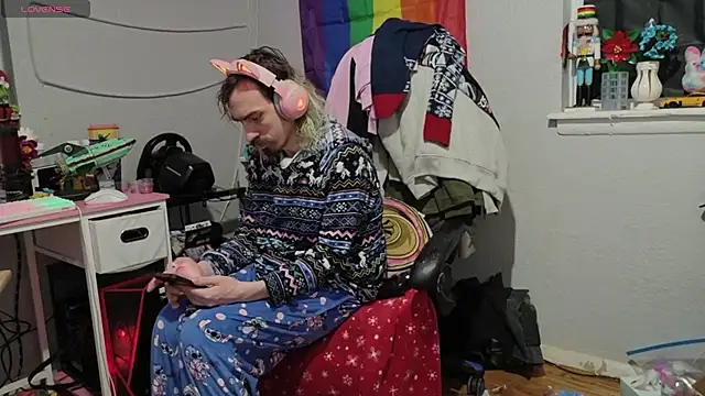 tallnerdyguy online show from February 2026 03:05:01 AM