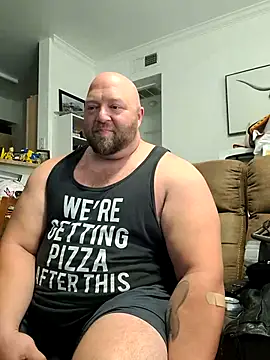 Snapshot of Strong_Bear89 chatting on December 2024 06:06:01 PM Strong Bear89 online show from December 2024 06:06:01 PM